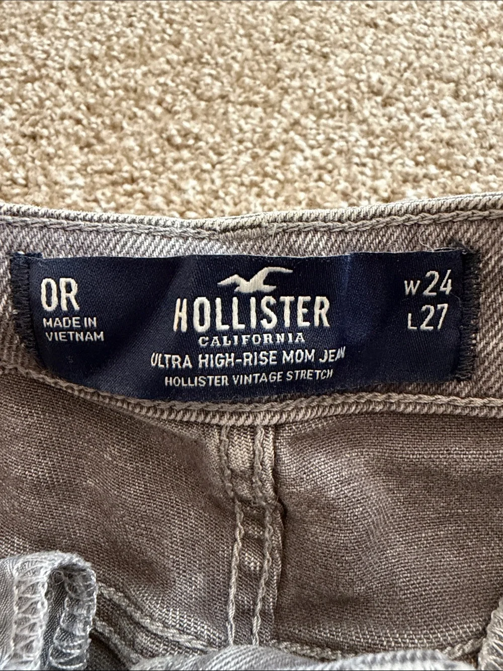 Gray Hollister Ultra High-Rise Mom Jean
